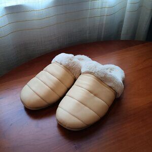 NWOT Women's Nylon Quilted and Faux Fur Lined Mules